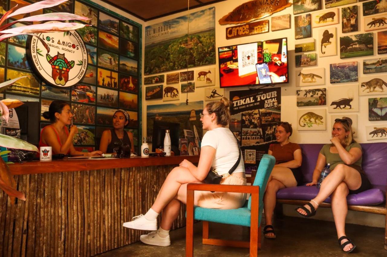 Los Amigos Hostel Flores Dış mekan fotoğraf
